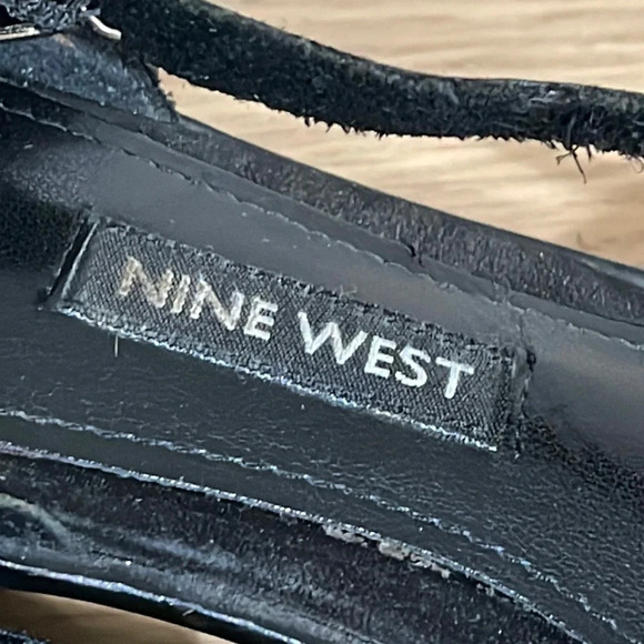 Nine West black pointed toe flat shoes 6.5 - Picture 3 of 12